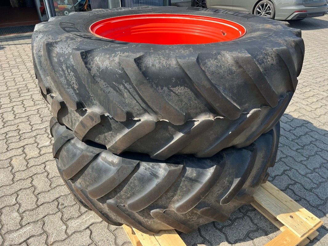 Alliance 520/85 R46 AgriStar - Räder + Reifen + Felgen - Komplettradsatz