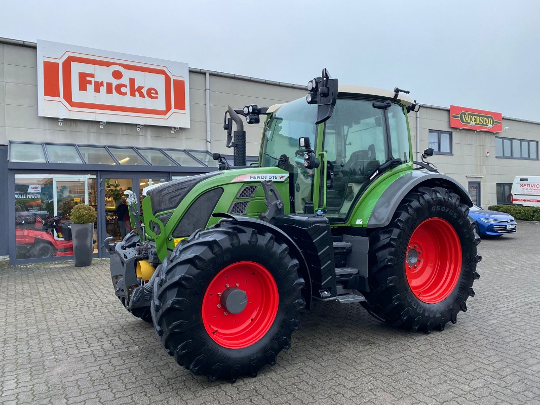 Fendt 516 Vario Power - Tractor