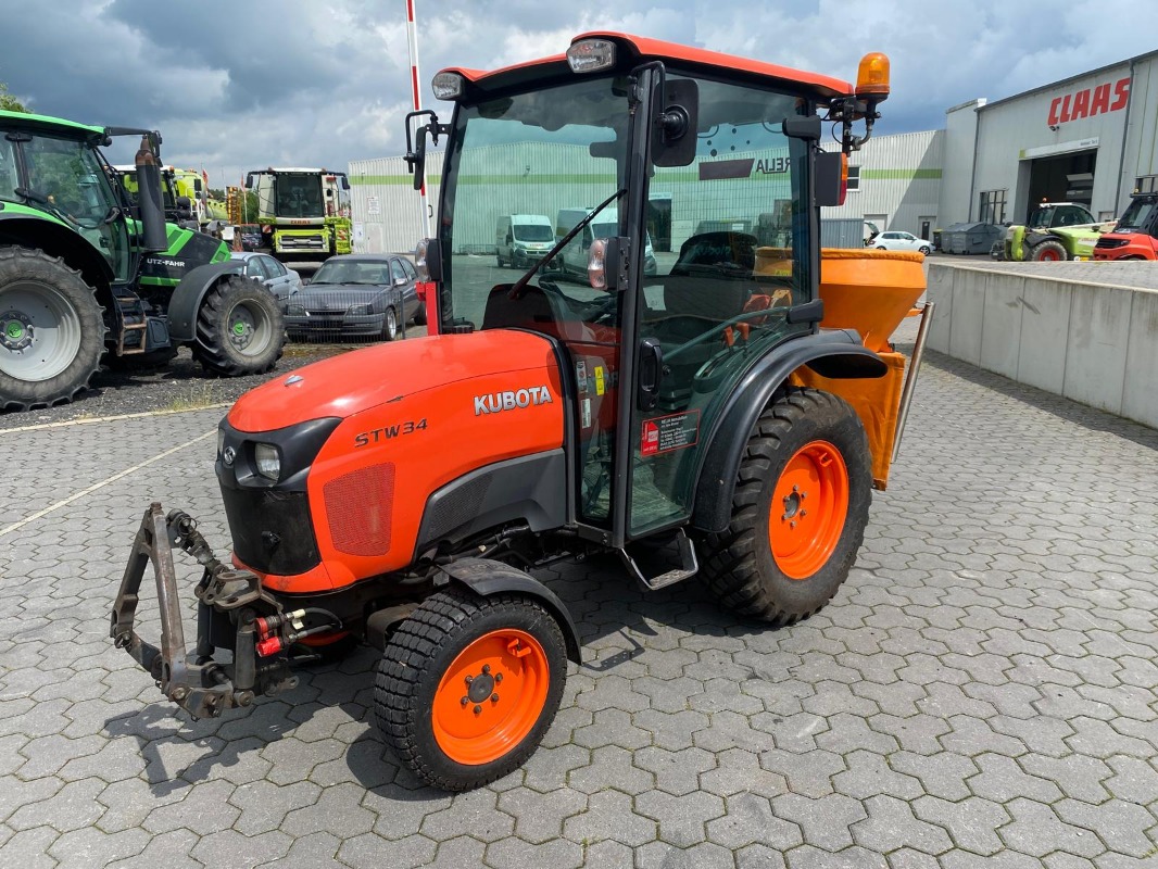 Kubota STW34 - Garden technology + municipal technology - Municipal tractor