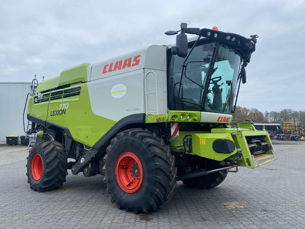 CLAAS Lexion 770 / Vario 1080 - Combine harvester