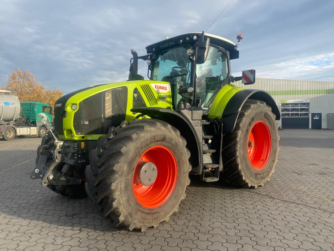 CLAAS Axion 960 Cmatic + GPS RTK - Traktor