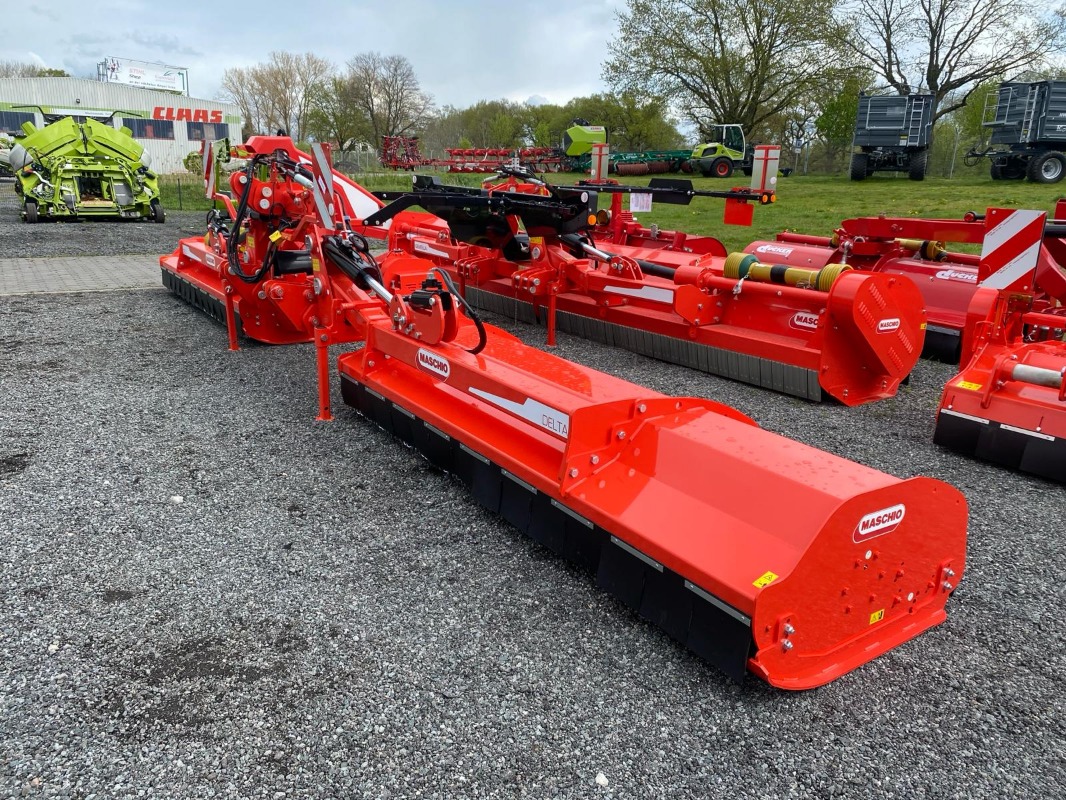 Maschio Delta 8300 + Bufalo 280 Butterfly Kombi - Tecnología frutícola + tecnología vitivinícola - Trituradora + Picadora