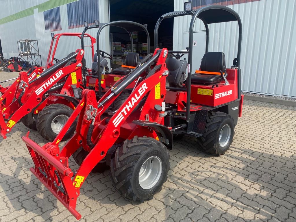 Thaler 2220 S - Farmyard Technology - Yard Loader