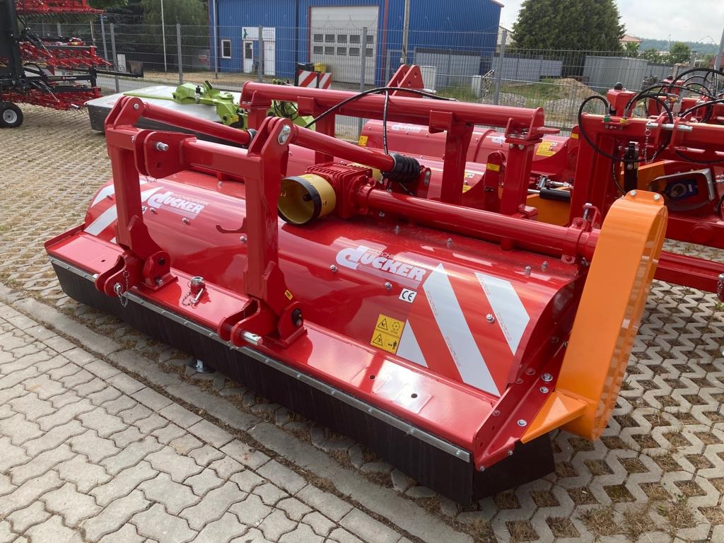 Dücker UM 27 für Front- und Heckanbau - Tecnología para jardines + tecnología municipal - Mulcher