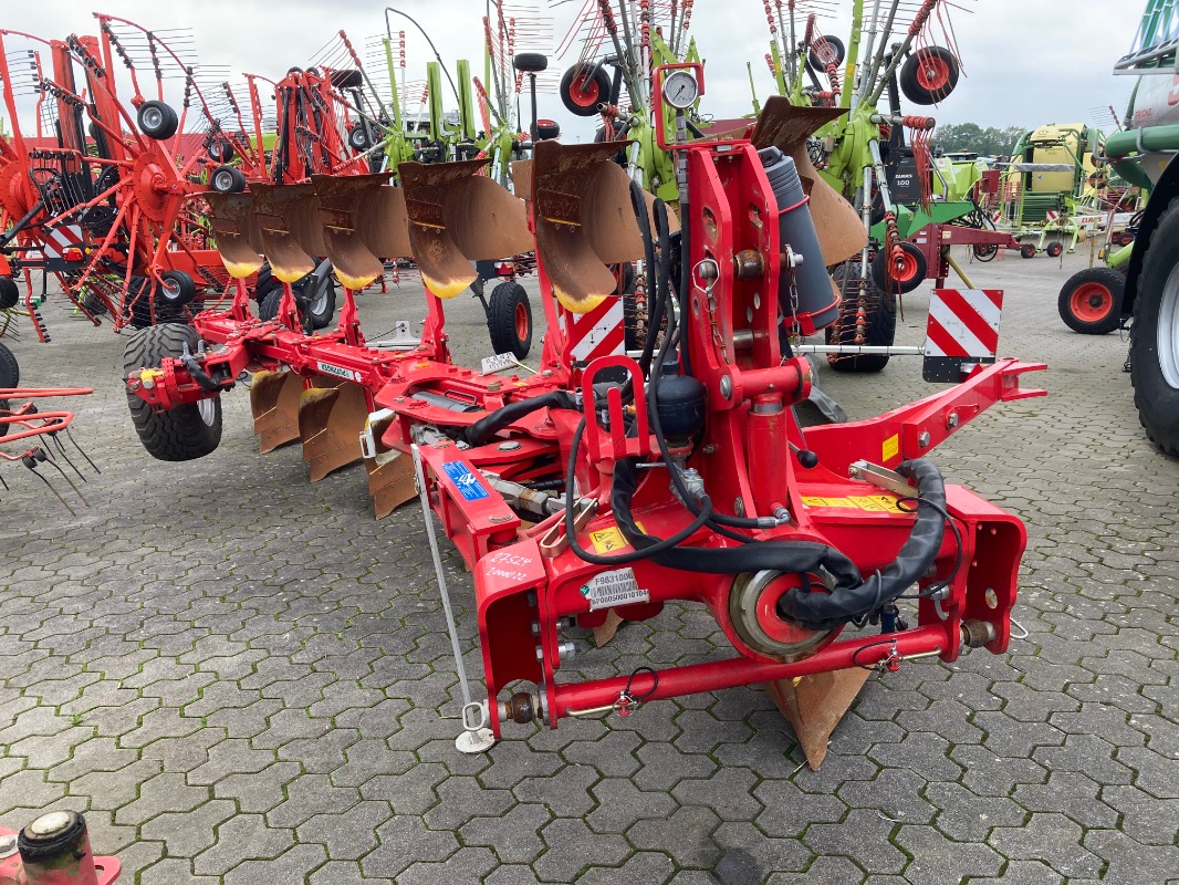 Pöttinger Servo 45 S Plus   6-scharig - Soil cultivation crop - Plough