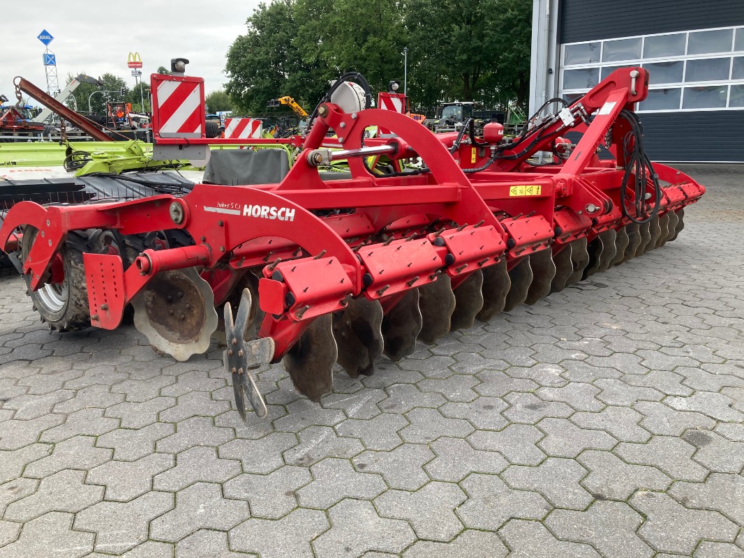 Horsch Joker 5 CT - Soil tillage implement - Short disc harrow