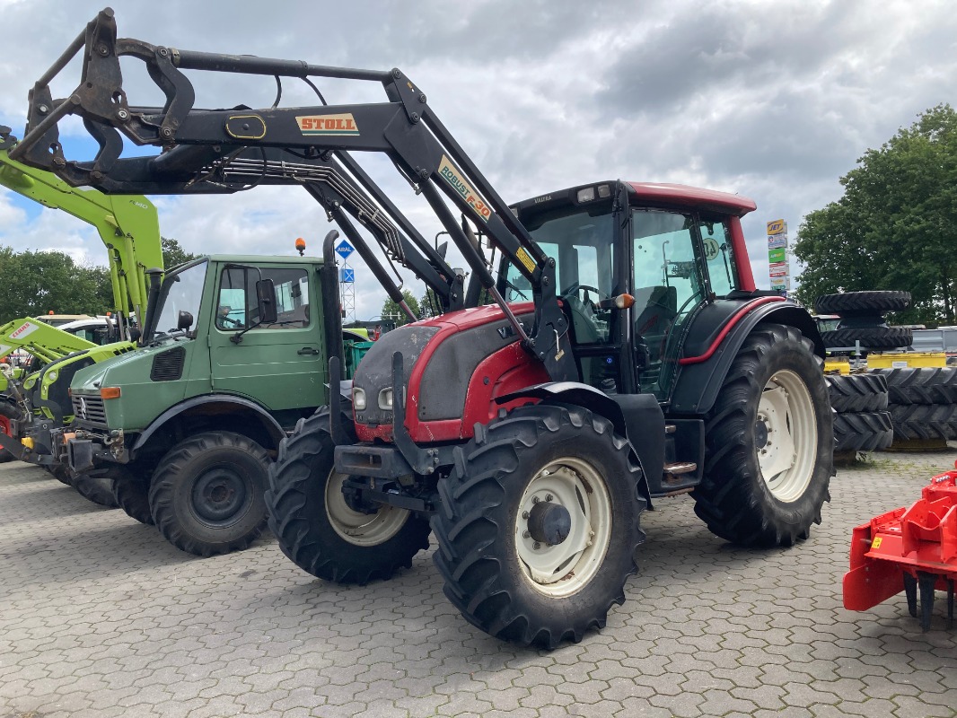 Valtra N 101 - Traktor