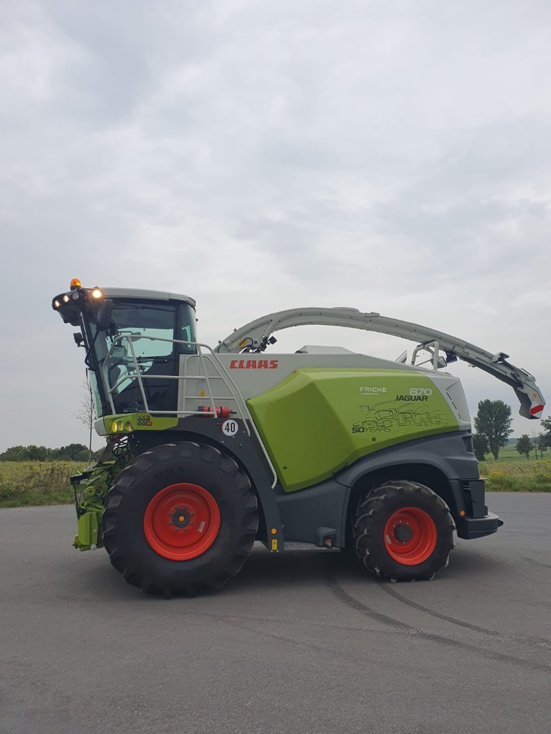 CLAAS Jaguar 870 - Forage Harvester