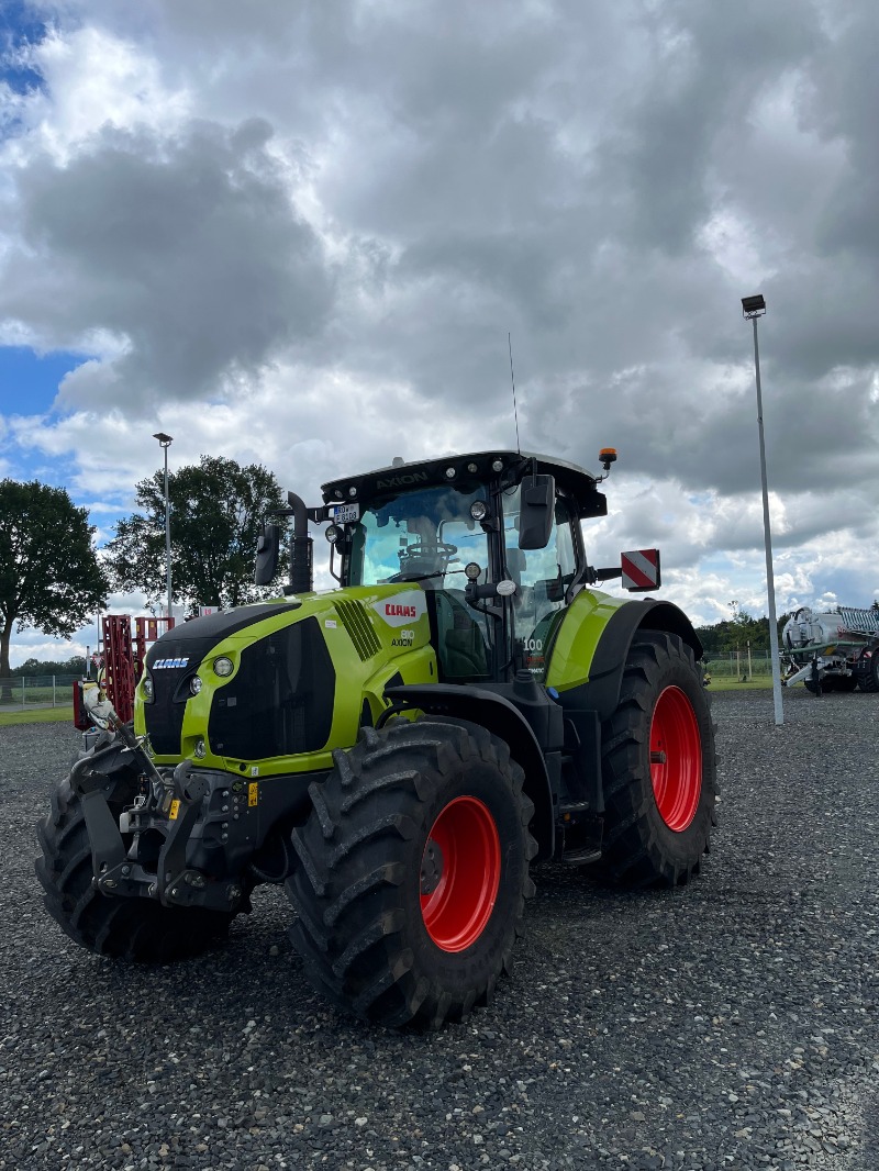 CLAAS Axion 810 CMATIC CEBIS - Ciągnik