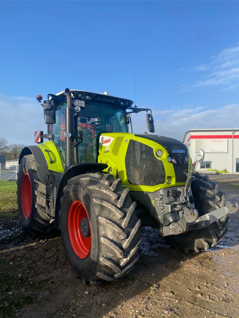 CLAAS Axion 870 - Ciągnik